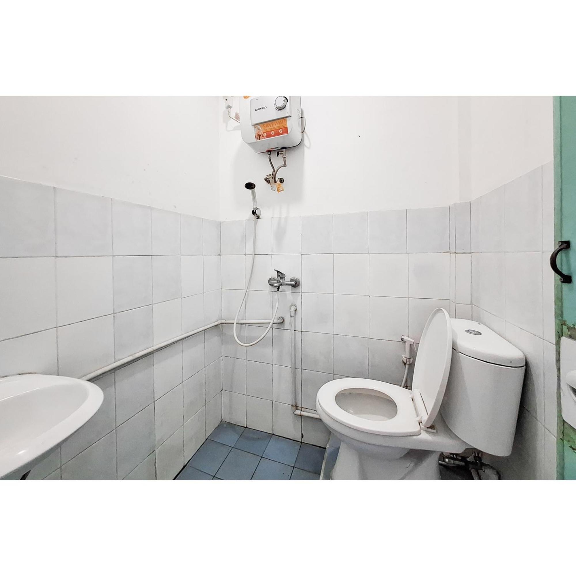 Wisma Pkbi Jabar Mitra Reddoorz Bandung Exterior photo